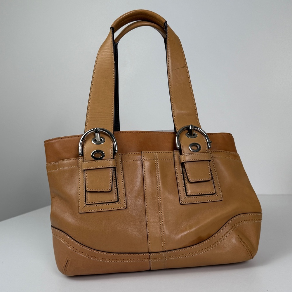 Coach Tan Leather Tote Bag | Classic Shoulder Bag | Authentic - Picture 5 of 5